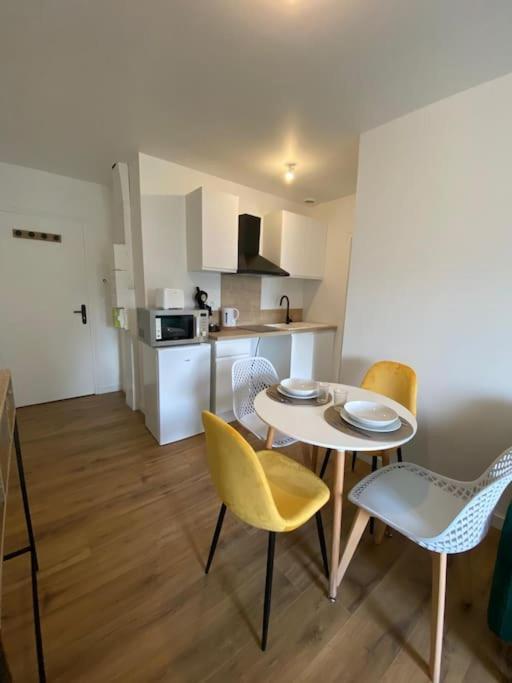 Apartment T2 Chic & Yellow Mazamet